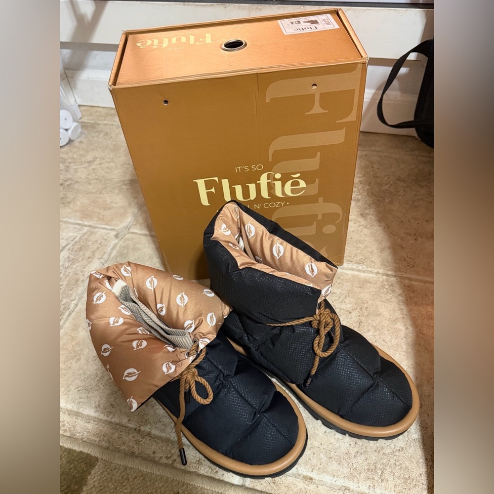 New Flufie Classic Jet Black Down Boot
